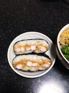 なんちゃって天むすのおにぎらず-レシピのメイン写真