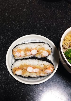なんちゃって天むすのおにぎらず-レシピのメイン写真