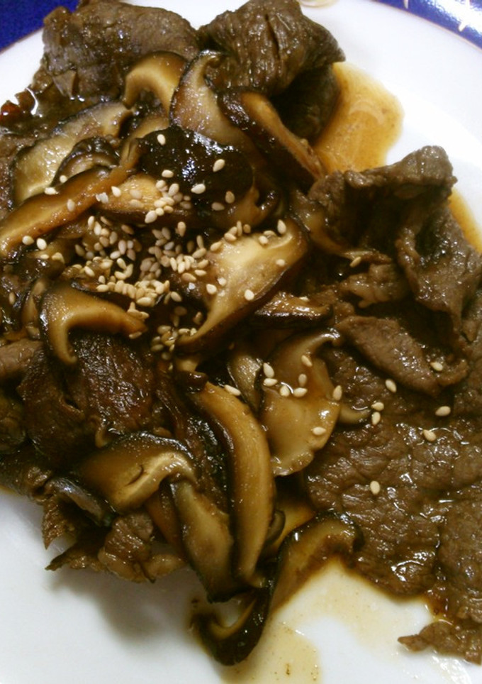 簡単！おかず　牛肉と　椎茸の　甘辛炒め！-レシピのメイン写真