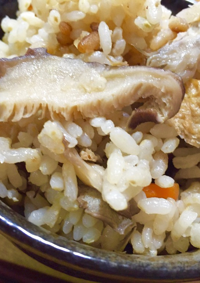 きのこの炊き込みご飯-レシピのメイン写真