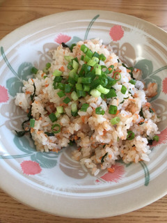 鮭と大葉の和風チャーハン-レシピのメイン写真