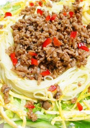 豚挽肉とレタスの「こく」冷やし中華-レシピのメイン写真