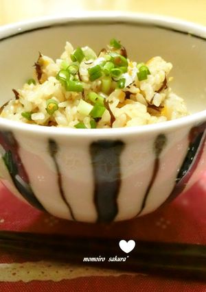 ☆簡単沖縄の炊き込みご飯（ジュウシー）☆-レシピのメイン写真