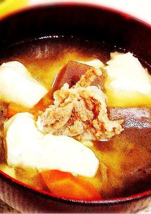 親子で作る！お豆腐とこんにゃくの豚汁-レシピのメイン写真