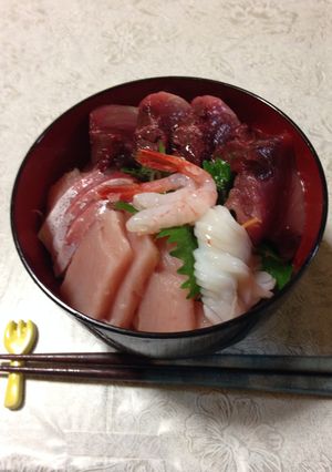 我が家のオリジナル酢飯で海鮮丼♪-レシピのメイン写真