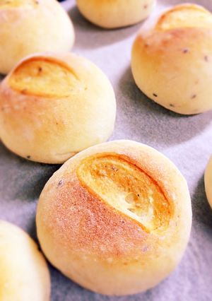 ふわふわココナッツオイルdeチーズパン-レシピのメイン写真