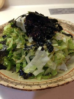 簡単 韓国のりのレタスサラダ-レシピのメイン写真