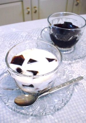 ミルクで食べよう！ぷるるん☆コーヒー寒天-レシピのメイン写真
