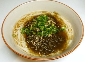 おからこんにゃく麺で「とろろ昆布うどん」-レシピのメイン写真