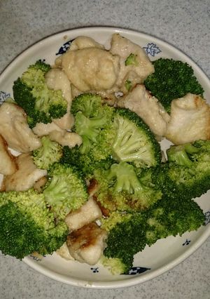 鶏胸肉とブロッコリーの温野菜サラダ-レシピのメイン写真