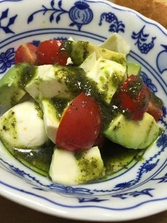 簡単カプレーゼ風サラダ♪-レシピのメイン写真