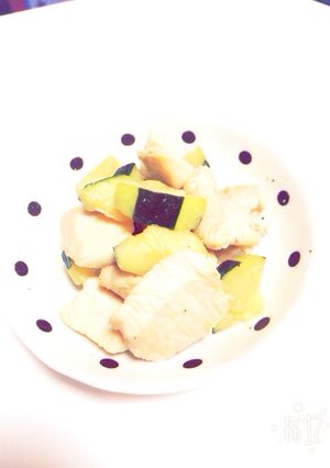 ズッキーニと鶏胸のバター醤油炒め*-レシピのメイン写真
