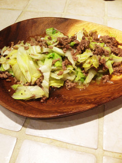 簡単!キャベツと挽肉の炒め蒸し-レシピのメイン写真