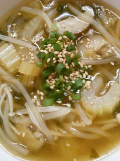簡単 セロリと もやしの 中華スープ!-レシピのメイン写真