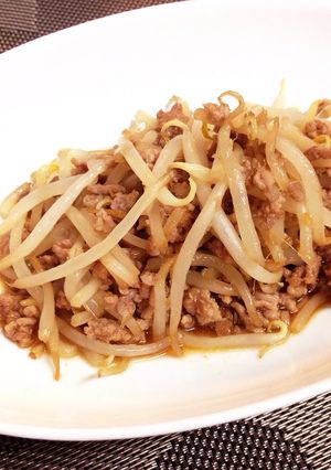 安い！楽チン！豚ミンチともやしの炒め物♪-レシピのメイン写真