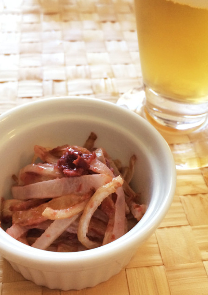 ごはんにもつまみにも！大根の皮の梅肉和え-レシピのメイン写真