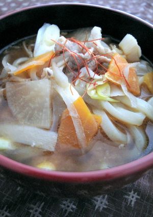 豚汁風辛みそうどん-レシピのメイン写真