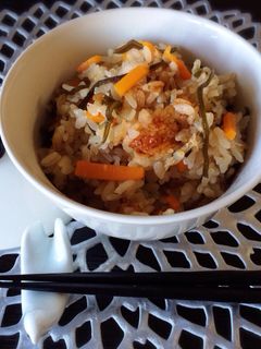 ☆塩昆布とツナの炊き込みご飯☆-レシピのメイン写真