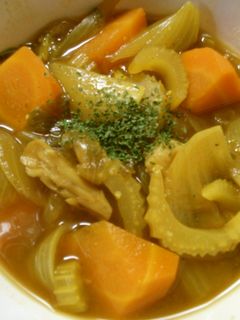 簡単!セロリ玉ねぎ 人参の カレー煮込み-レシピのメイン写真