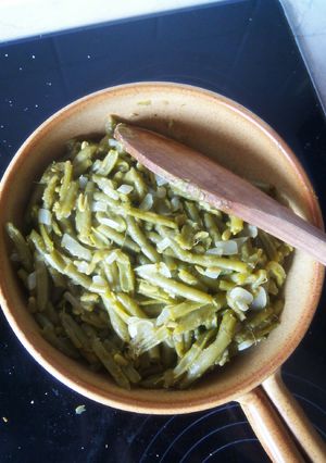 インゲン豆と玉ねぎの炒め物-レシピのメイン写真