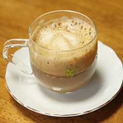 รูปของ 泡にもコーヒー味！インスタントカプチーノ