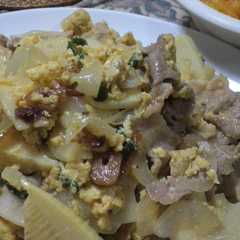 รูปของ タイ風！？たけのこと豚肉の炒め物