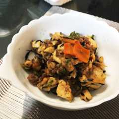 รูปของ 豆腐とひじきの煎り煮