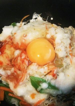 ふわっとろ♪残り物で月見ビビンバランチ-レシピのメイン写真