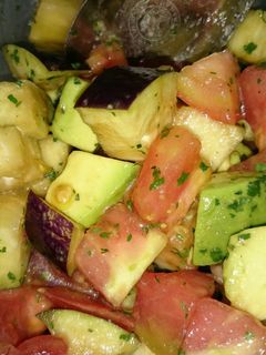 赤なすとアボカドとトマトのサラダ-レシピのメイン写真