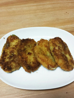 余ったポテトサラダで☆コロッケ-レシピのメイン写真