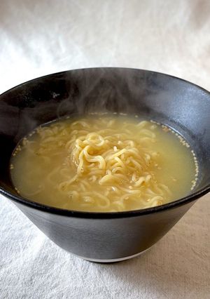 何も入れなくてもいいんだよ🤭素ラーメン-レシピのメイン写真
