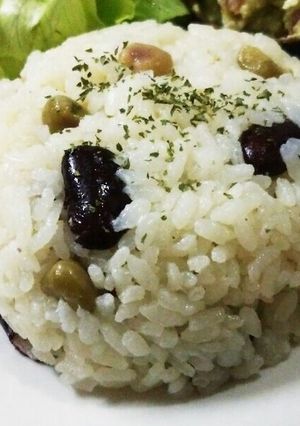お豆と豆乳の炊き込みご飯♪-レシピのメイン写真
