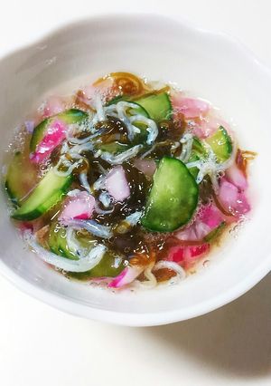 きゅうりしらす玉ねぎ入りのもずく酢☆-レシピのメイン写真