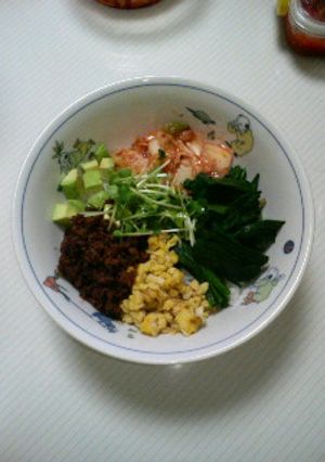 韓国風(？)５色丼-レシピのメイン写真