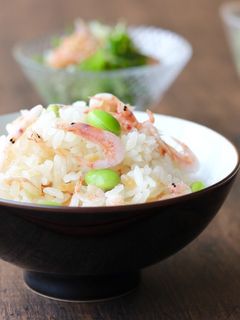 液体塩こうじで枝豆と桜海老の炊き込みご飯-レシピのメイン写真