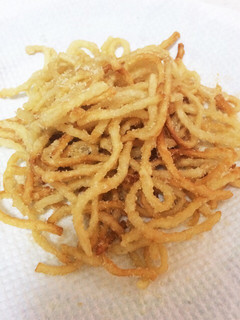 残ったうどんで簡単おやつ★おつまみ-レシピのメイン写真
