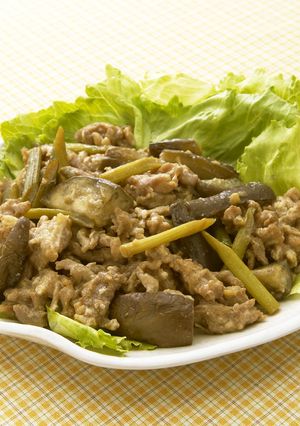 豚肉となすのスタミナ煮のレタス巻き-レシピのメイン写真