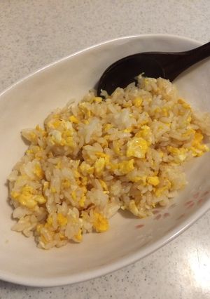 簡単ひとりランチ☆和風醤油マヨチャーハン-レシピのメイン写真