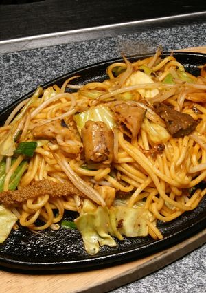 ホルモン焼きソバ～鳥取県のご当地グルメ～-レシピのメイン写真