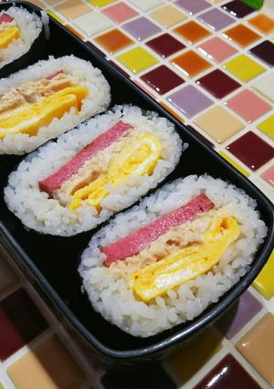 ☆簡単にできるポーク玉子おにぎらず☆-レシピのメイン写真