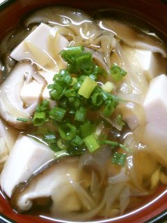簡単! 豆腐 みょうが 椎茸の お吸い物-レシピのメイン写真