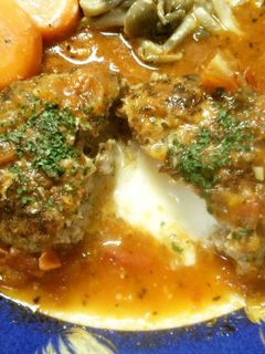 簡単チーズ入りハンバーグ トマトソース!-レシピのメイン写真
