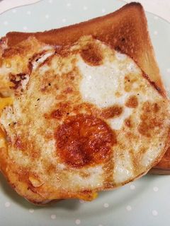 かりジュワ★目玉焼きトースト-レシピのメイン写真