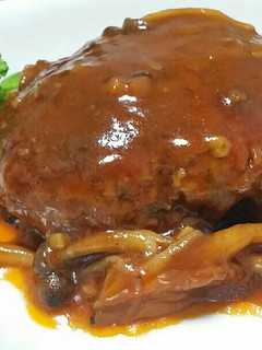野菜たっぷり☆うまうま煮込みハンバーグ♡-レシピのメイン写真