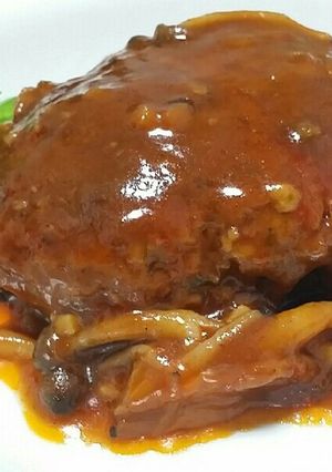 野菜たっぷり☆うまうま煮込みハンバーグ♡-レシピのメイン写真