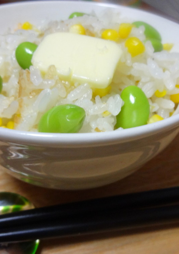 簡単素朴な味とうもろこし・枝豆ごはん-レシピのメイン写真