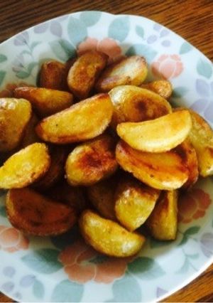 つまみ食い注意！新じゃがフライドポテト-レシピのメイン写真