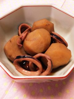 里芋とイカの煮物-レシピのメイン写真