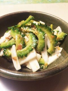 やみつき*ゴーヤと長芋の梅おかか和え-レシピのメイン写真