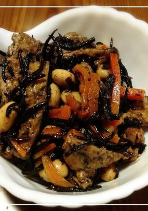 鶏肉INで美味しい★ひじきの煮物-レシピのメイン写真